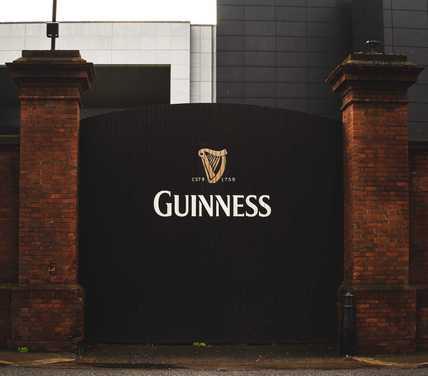 IEDUB Dublin black Guinness gate Louis Hansel.jpg