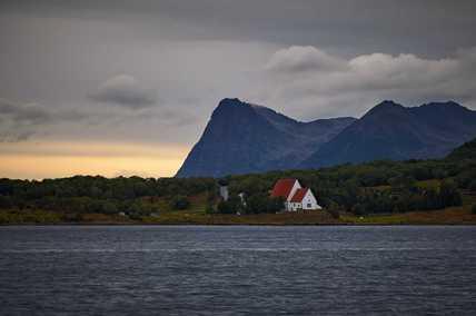 NOHRD - Harstad - House by the Sea - Vidar Nordli-Mathisen.jpg