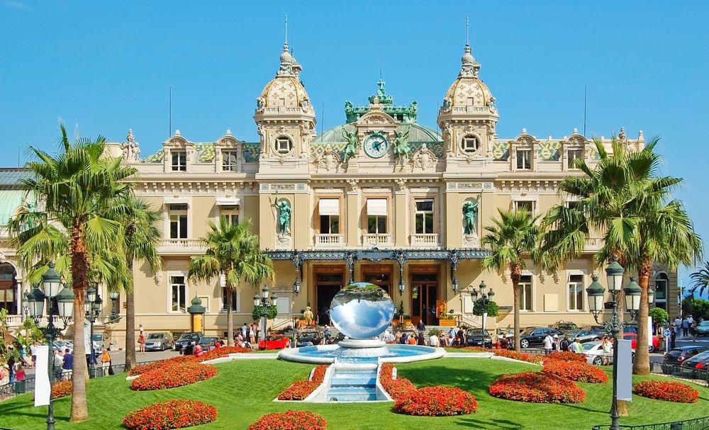 Monte-Carlo