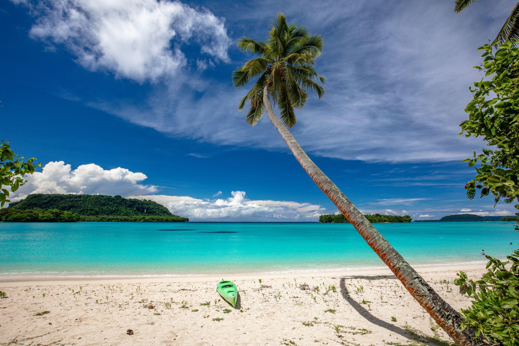 Champagne Bay, Espiritu Santo Island