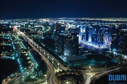 AEDXB - Dubai - Skyline 2 - Credit Dubai Department of Tourism and Commerce Marketing.jpg
