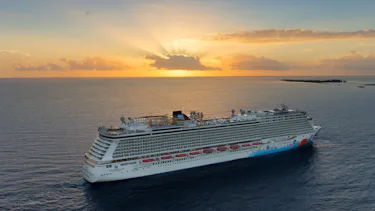 Norwegian Breakaway, Bermuda