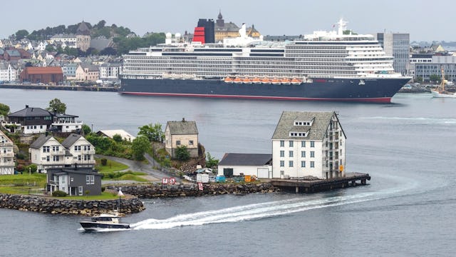Cunard Queen Anne - Norway