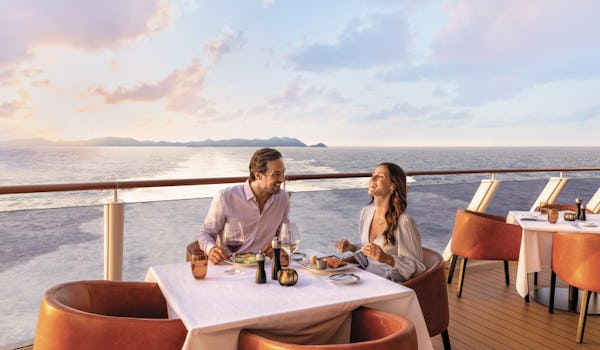 Wide choice of dining